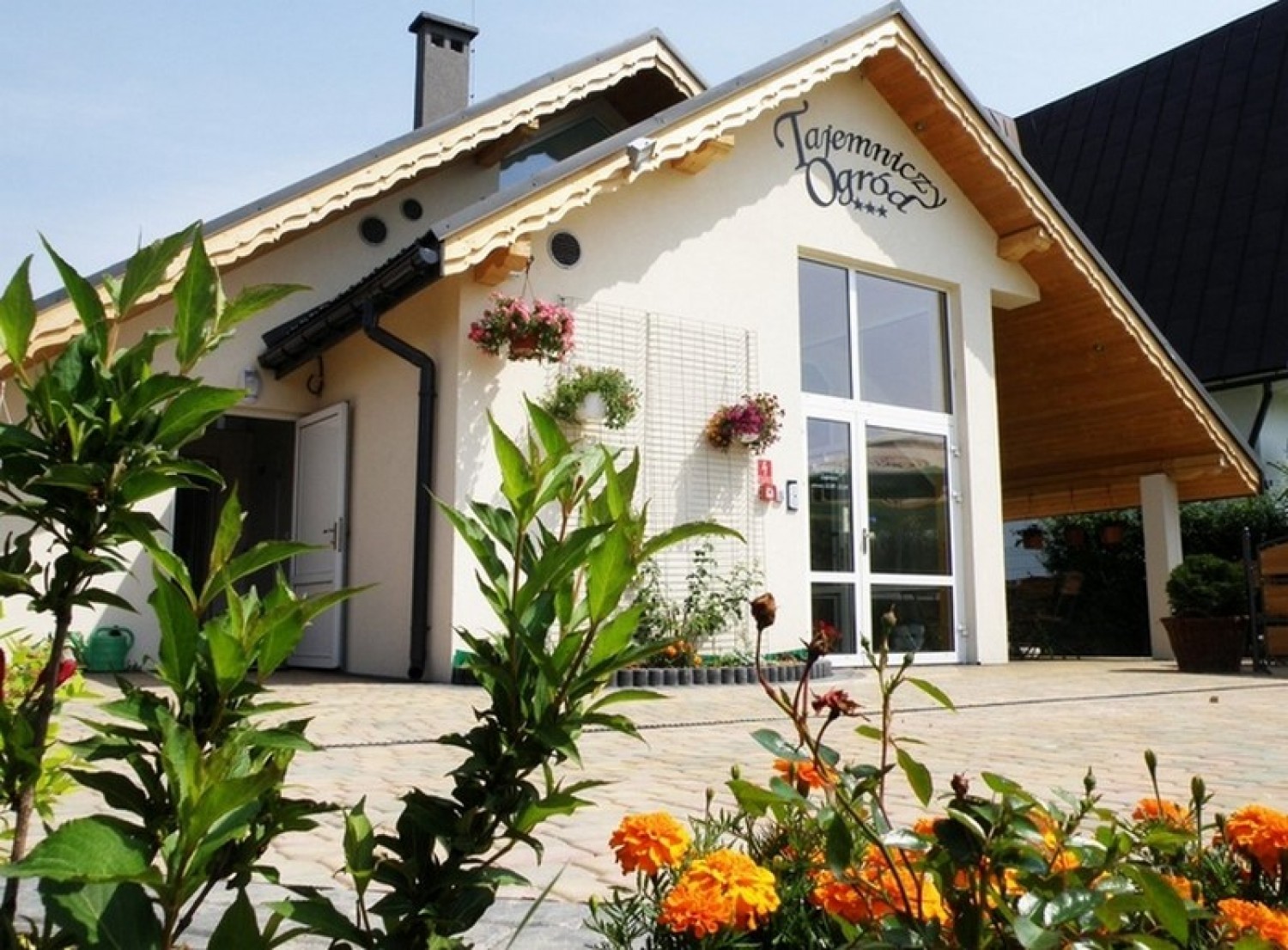 Tajemniczy Ogród Guesthouse and Restaurant
